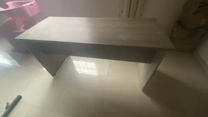 Mesa de escritório  1,20 cm x 60 cm 
