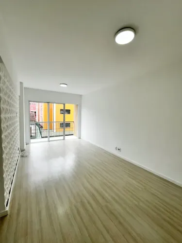 Apartamento para locação em Corrêas
