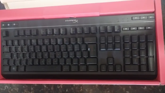 TECLADO HYPER X ALLOY CORE RGB 