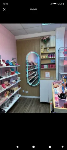 Vende-se loja de cosméticos e perfumaria 