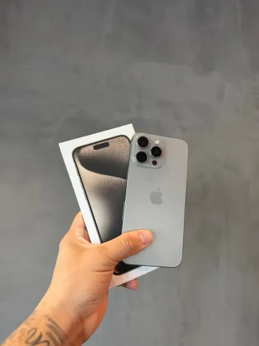 iPhone 15 pro Max 256GB Titanium Natutal 