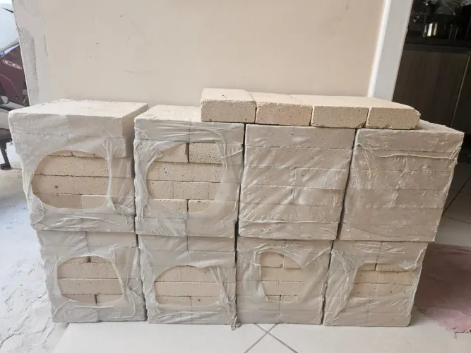 100 Blocos refratários para churrasqueira.