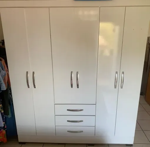 Guarda Roupa