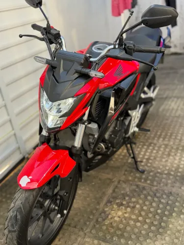 Twister Cb300F 24/24 400km