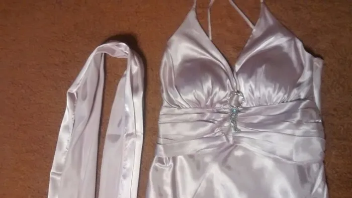 Vestido Longo De Festa Rosa Claro Com Echarpe T: M/g (44)