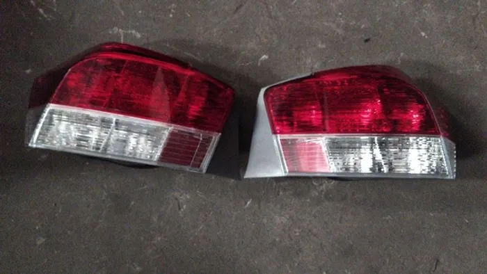 Par de lanterna traseira Honda city 10/12