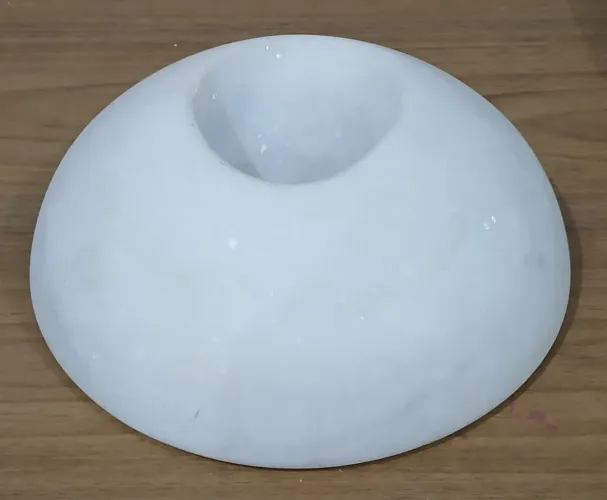 Porta garrafa de vinho em mármore branco 