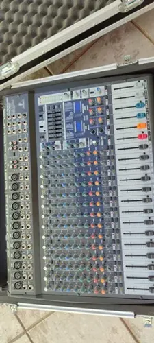 Mesa De Som Amplificada Behringer Europower Pmp6000 Zerada!! + medusa (BRINDE)