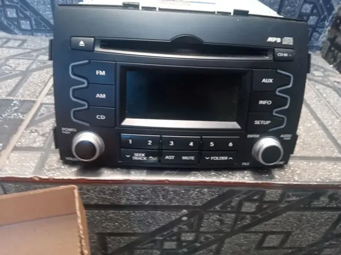 Radio Central Kia Sorento 2011 961402p400
