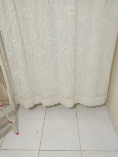Linda Cortina Renda para Trilho.