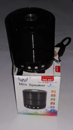 VENDE SE APARELHO MINI SPEAKER SEMINOVO