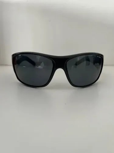 Vendo óculos escuros Arnette preto seminovo
