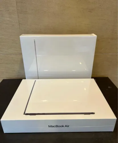 MacBook Air M4 13.6 16GB/ 256SSD