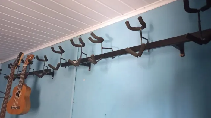 Dois Suportes para instrumentos parede