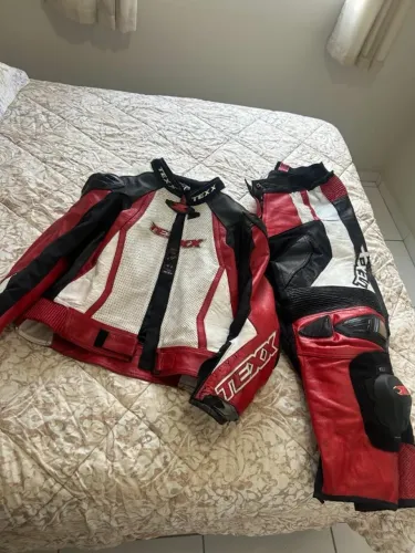 Macacão de Motociclismo Feminino - TEXX