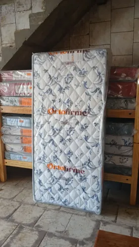Colchão Solteiro Super Firme Bordado (88 x16 x 1,88)