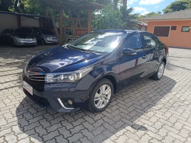Toyota Corolla GLI 1.8 2017 Automático Aceito troca e Financio