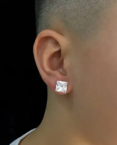Brinco Quadrado de Zircônia - Elegância Garantida