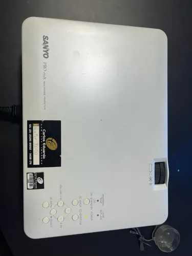 PROJETOR SANYO -PLC-XU78