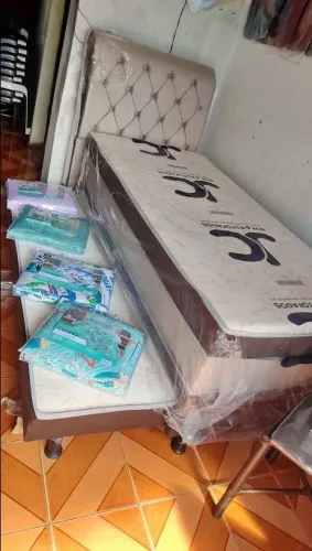 Cama solteiro com auxiliar box