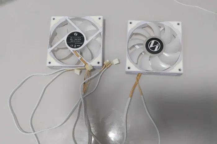 Kit 2 Cooler Lian Li Galahard ARGB