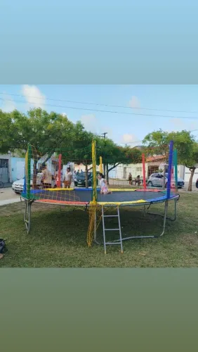 Aluguel de pula pula e pipoqueira, Maq de algodão doce, piscina de bolinha e espaço kids.