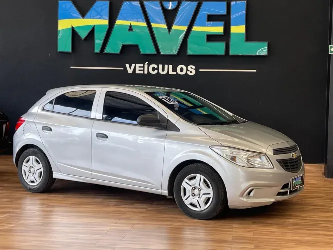 Chevrolet Onix JOY Hatch 1.0 8V Flex Mec. 4P 2018
