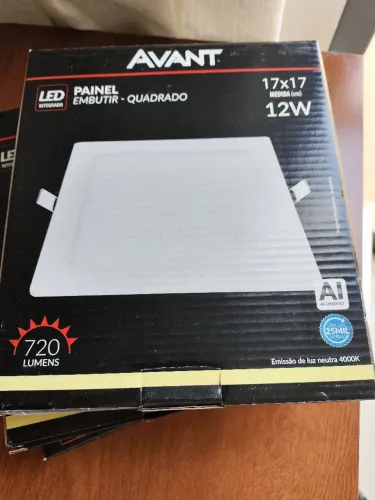 Painel LED Embutir Quadrado 12W luz neutra