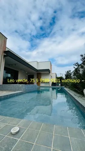 Leo vende, Horto , 4\4 c 3 suítes, closet, piscina, goumert e energia solar