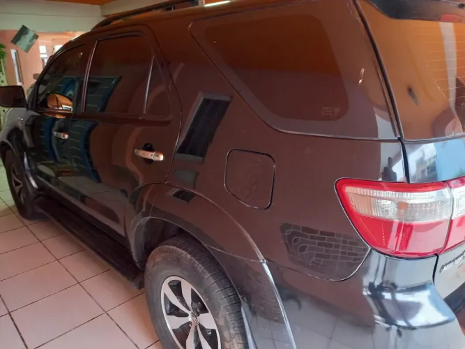 Toyota Hilux SW4 SRV D4-d 4X4 3.0 TDI Dies. AUT 2009