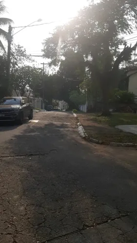 VENDO TERRENO DE 1.555m² no Condomínio Colina Azul em Itaipu- Niterói 