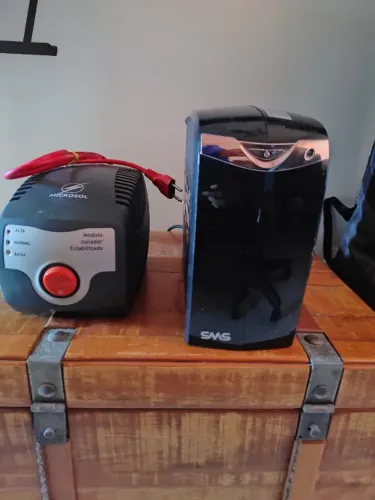  01 Estabilizador  Microsol 400Va!!  - Vendo ou Troco.