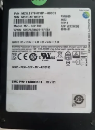Unidades de estado sólido Samsung SSd 1.6 Tb