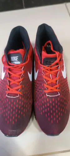 Tênis Nike Air Max semi-novo