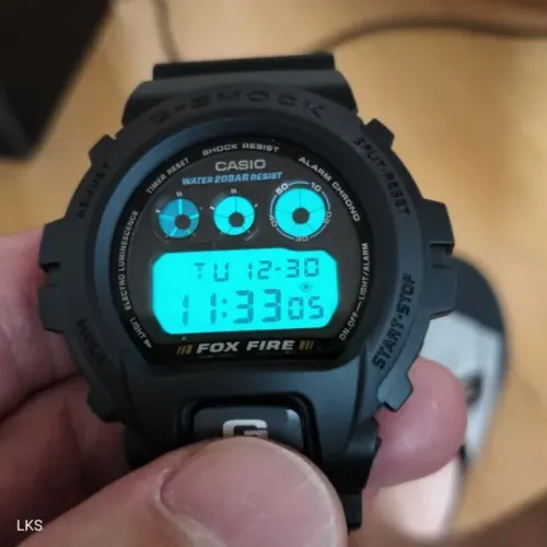 Relógio Casio Gshock (DW6900).