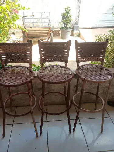  BANQUETAS NOVAS ...OBS..$160 A UNIDADE 