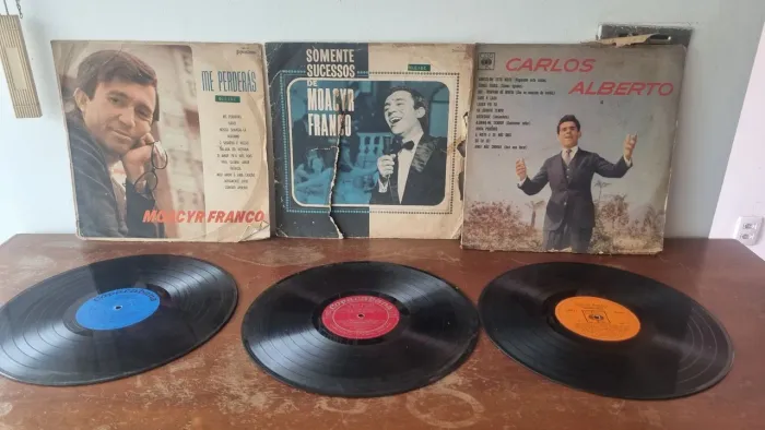 3 LPs Disco de Vinil - Moacyr Franco e Carlos Alberto