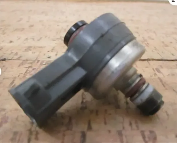 Mercury OptiMax bico injetor de ar 884595A01