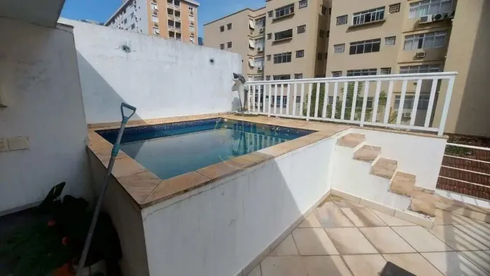 Casa em Gonzaga, Casa em Santos, Casa com 3 dorms, Casa à Venda em Gonzaga, Casa à Venda c