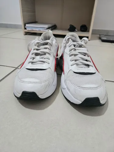 Tenis branco Puma tamanho 43
