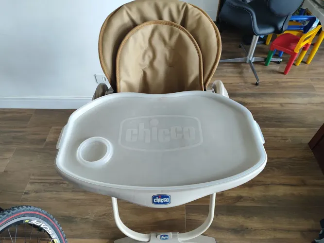 Cadeirinha de alimentação Chicco
