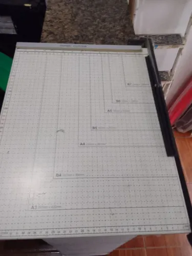 Cortador de Papel A3, A4, A5, B4, B5 e A7