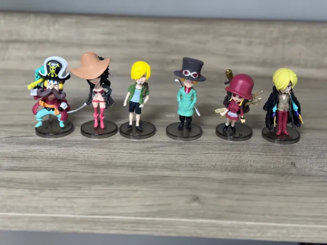 Bonecos One Piece - Edição Especial