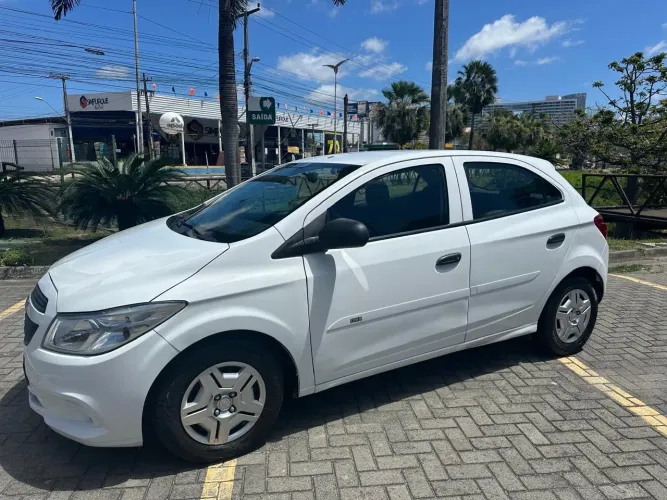 Chevrolet Onix JOY Hatch 1.0 8V Flex Mec. 4P 2018