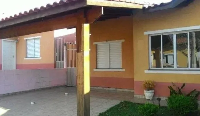 Casa com 2 dormitórios à venda, 56 m² por R$ 320.000,00 - Parque Emerson - Vargem Grande P