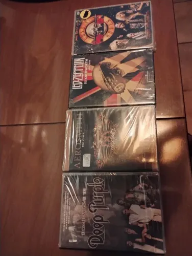 DVDs lacrados - GUNS AND ROSES, LED ZEPPELIN, DEEP PURPLE, AEROSMITH