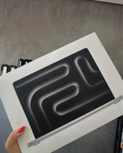 MACBOOK PRO 16 POLEGADAS 