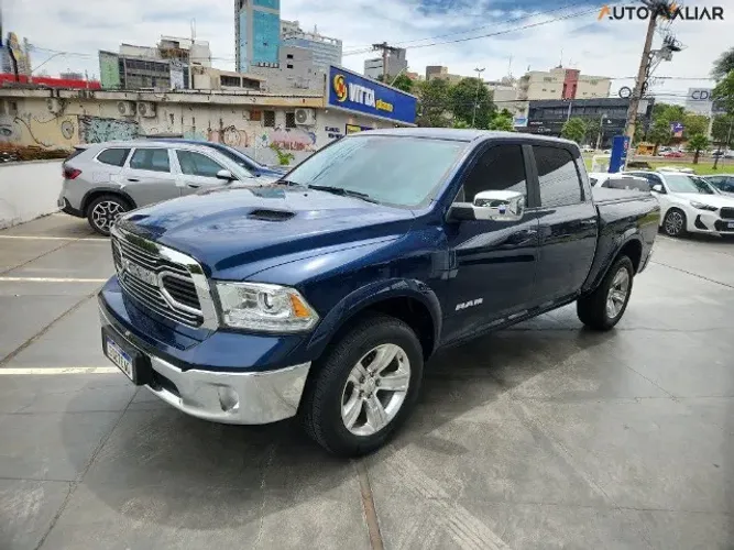 Ram Classic Laramie 5.7 V8 16V Gasolina 4X4 Aut. 2022
