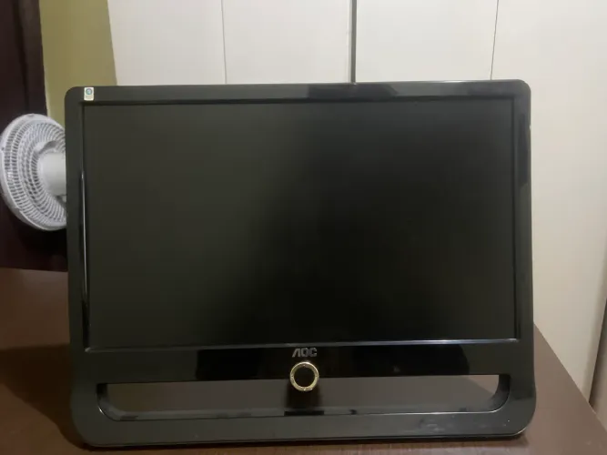 Monitor AOC 18,5 polegadas
