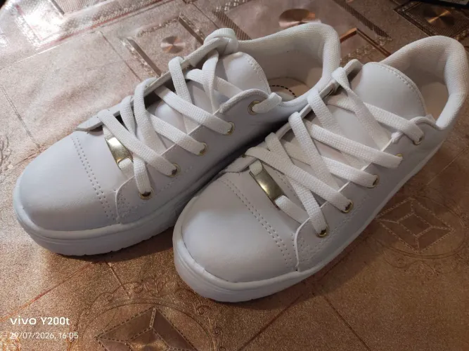 Tênis Feminino Branco Bella Shoes - Novo